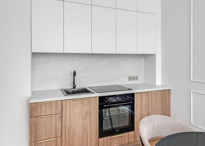 Sea And The Κλαϊπέντα